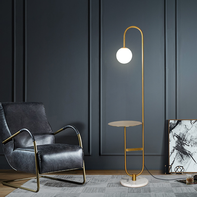 Home Office Industrial Design - Lámpara de pie de estilo posmoderno